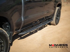 GMC Sierra 1500 Side Steps - OE Plus Series - Crew Cab - 2019+ GMC Sierra 1500 Side Steps - OE Plus Series - Crew Cab - 2019+